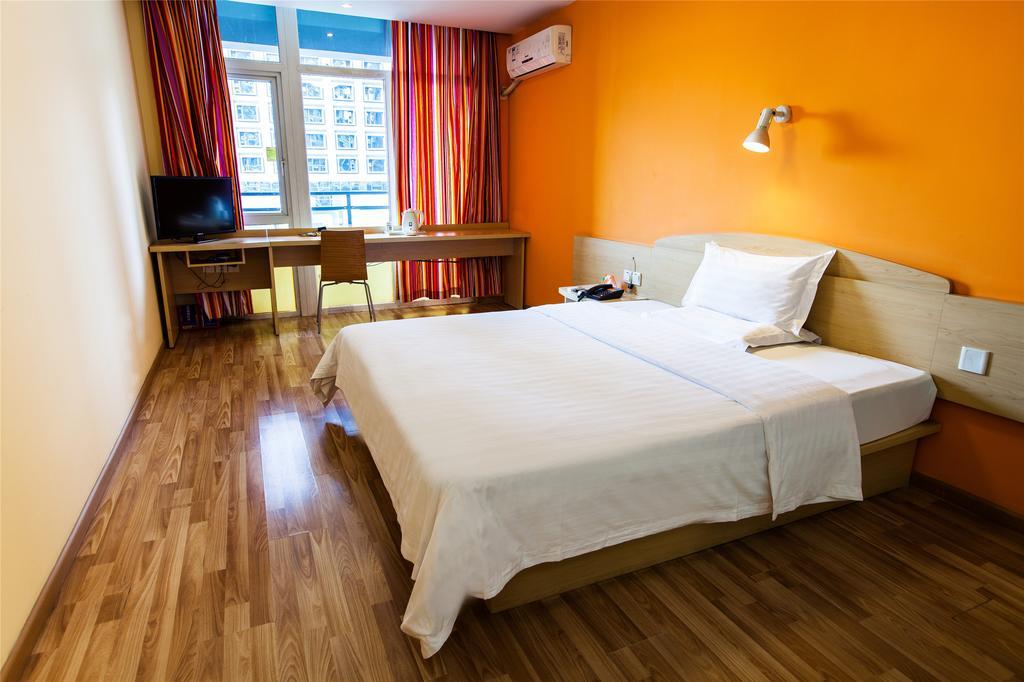 7Days Inn Shenzhen Sea World 2Nd Room photo